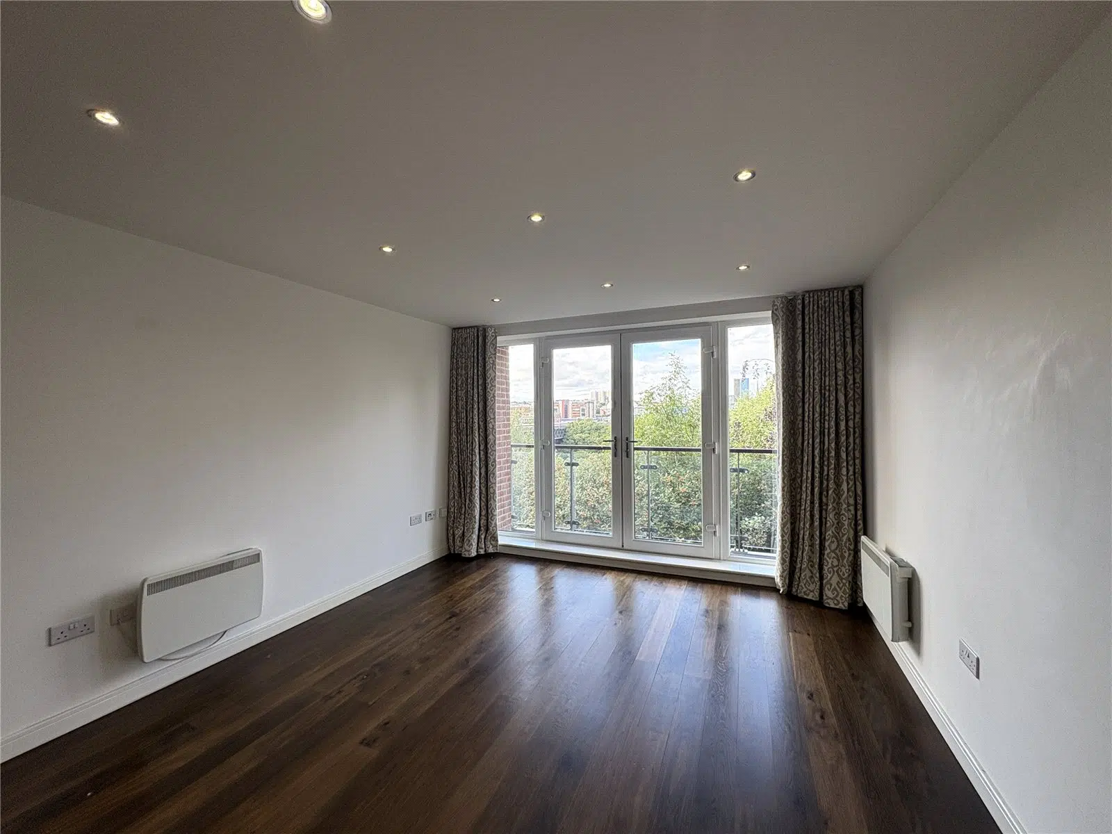 35 Bittern House, Worsdell Drive, Gateshead, Tyne and Wear, NE8 2FB